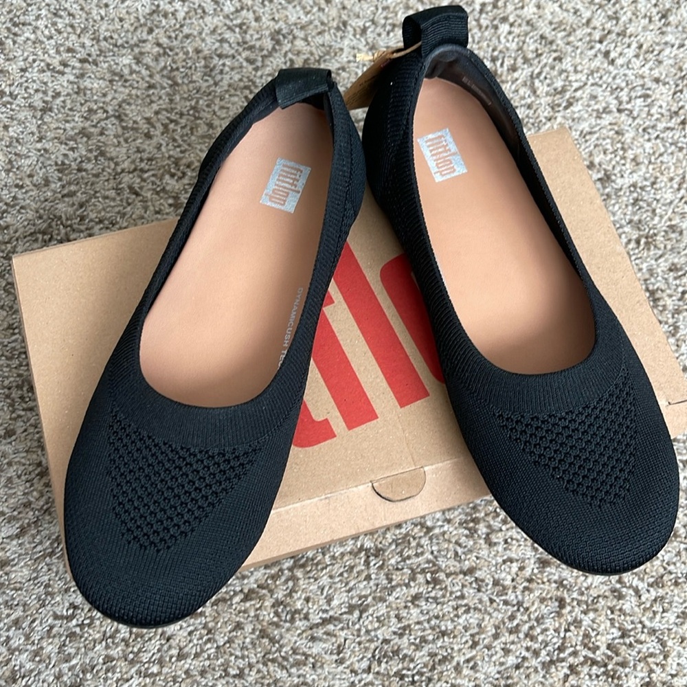 Women’s flat shoes
